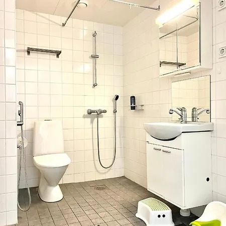 Guest With View And Terrace, Vuosaari, Helsinki, Self Check-in Apartament