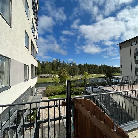 Guest With View And Terrace, Vuosaari, Helsinki, Self Check-in Lägenhet *